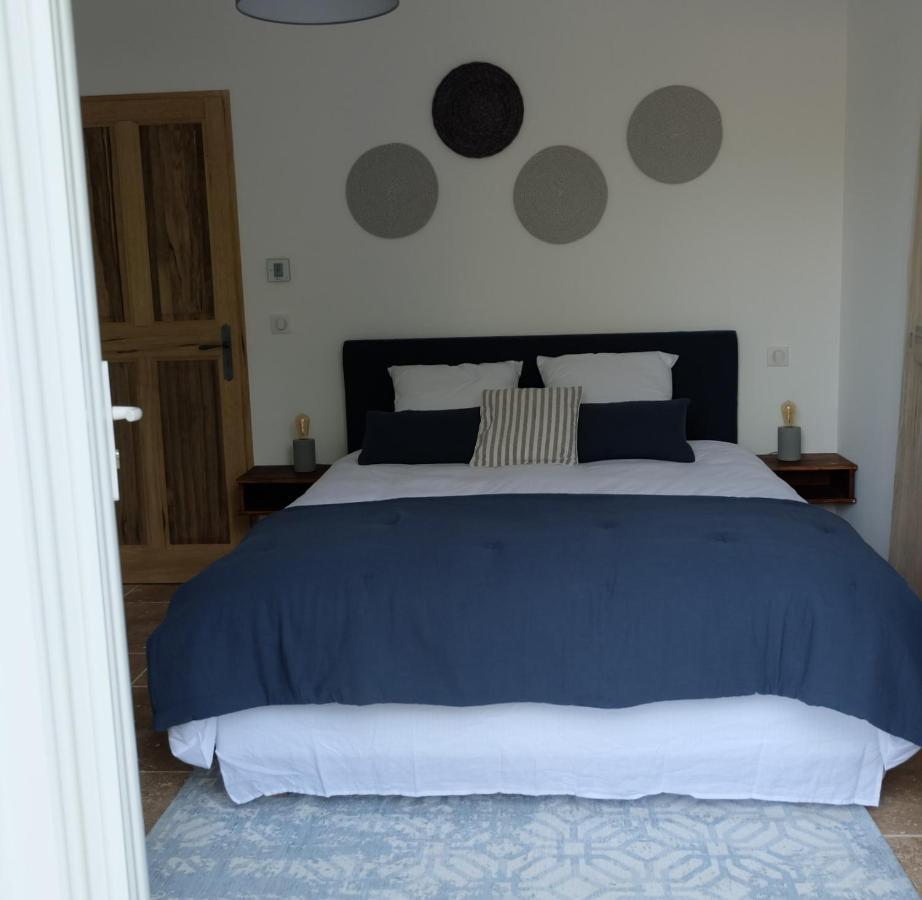 Bed and Breakfast La Bastide D'Alix Эгюий Экстерьер фото