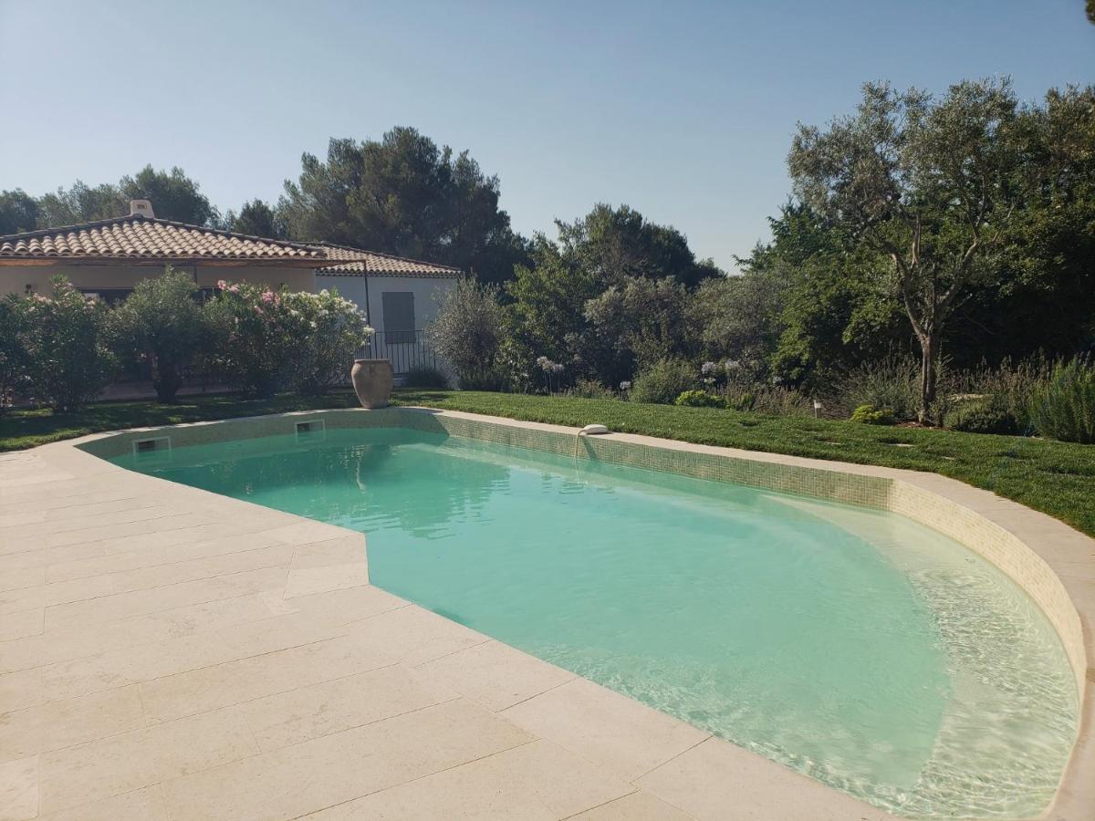 Bed and Breakfast La Bastide D'Alix Эгюий Экстерьер фото