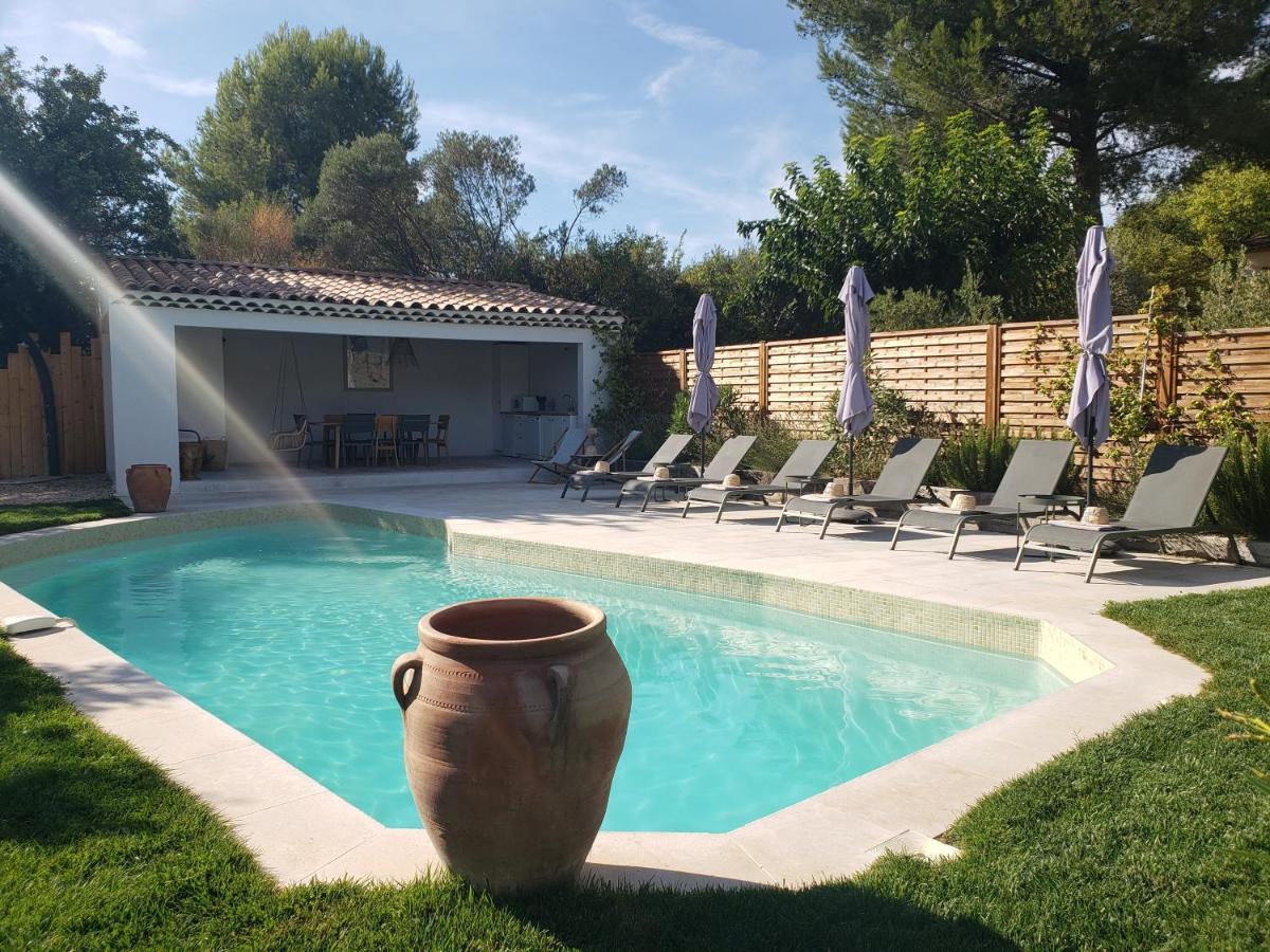 Bed and Breakfast La Bastide D'Alix Эгюий Экстерьер фото