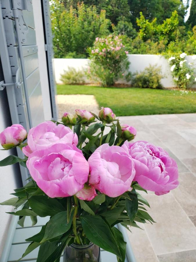 Bed and Breakfast La Bastide D'Alix Эгюий Экстерьер фото